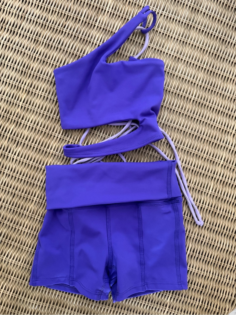 TIGER FRIDAY Vogue Bronx Crop Top AND Hippie Shorts Size CL - Picture 10 of 13